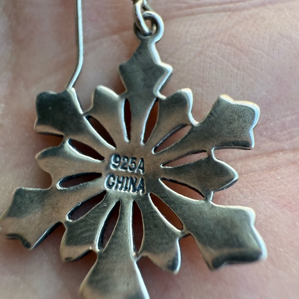 Vintage QVC Sterling Silver Snowflake Earrings | 925 | Marcasite Style - Picture 3 of 3